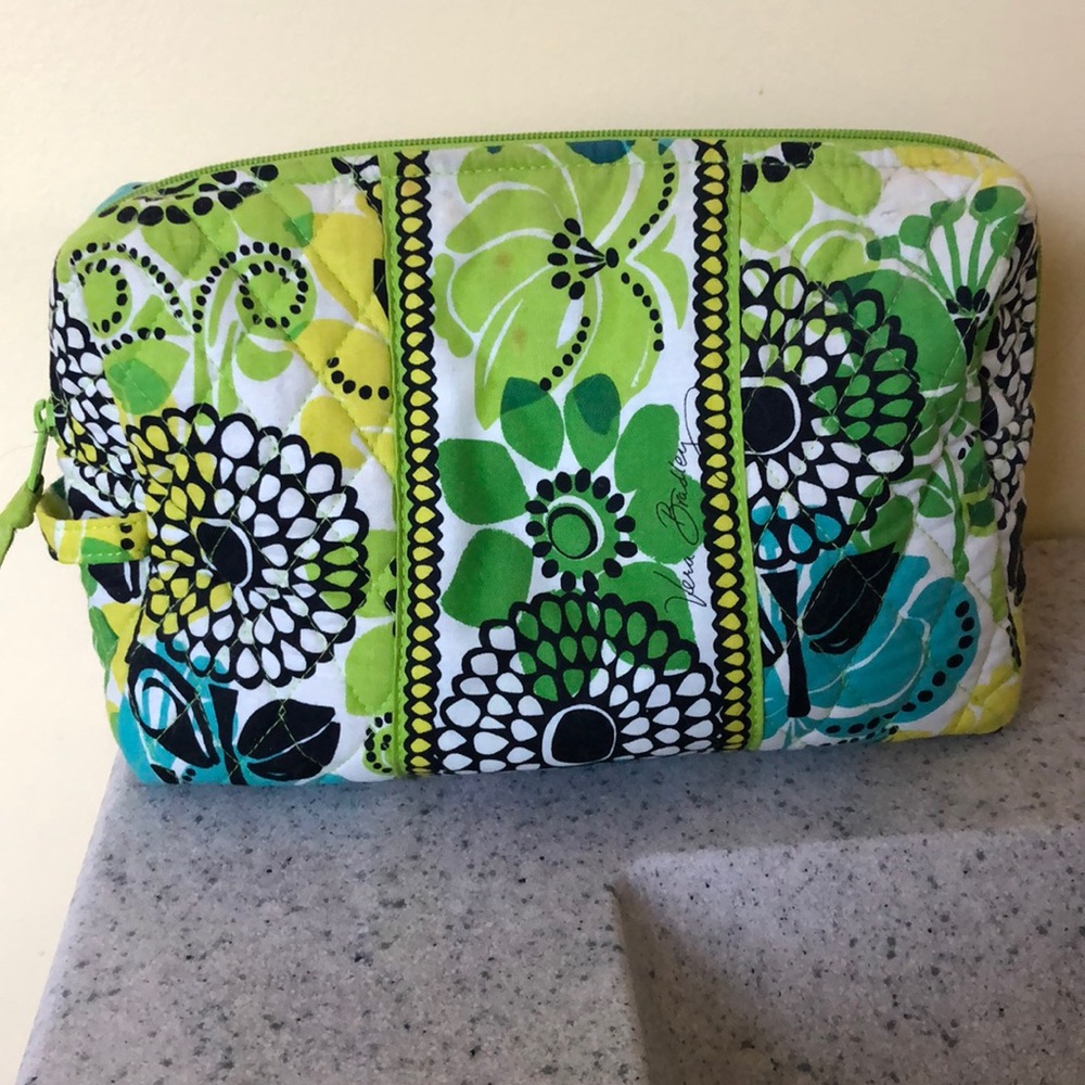 Vera Bradley make up bag